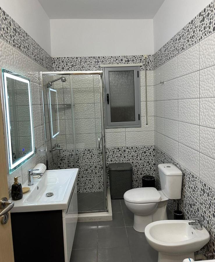 Kai'S Apartment Vlorë Exteriör bild